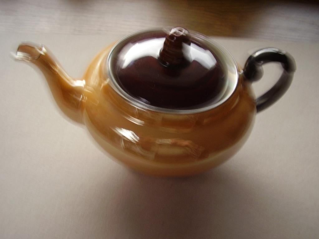 Theepot beige-bruin/donkerbruin, Verzenden, Aardewerk, Bord(en)
