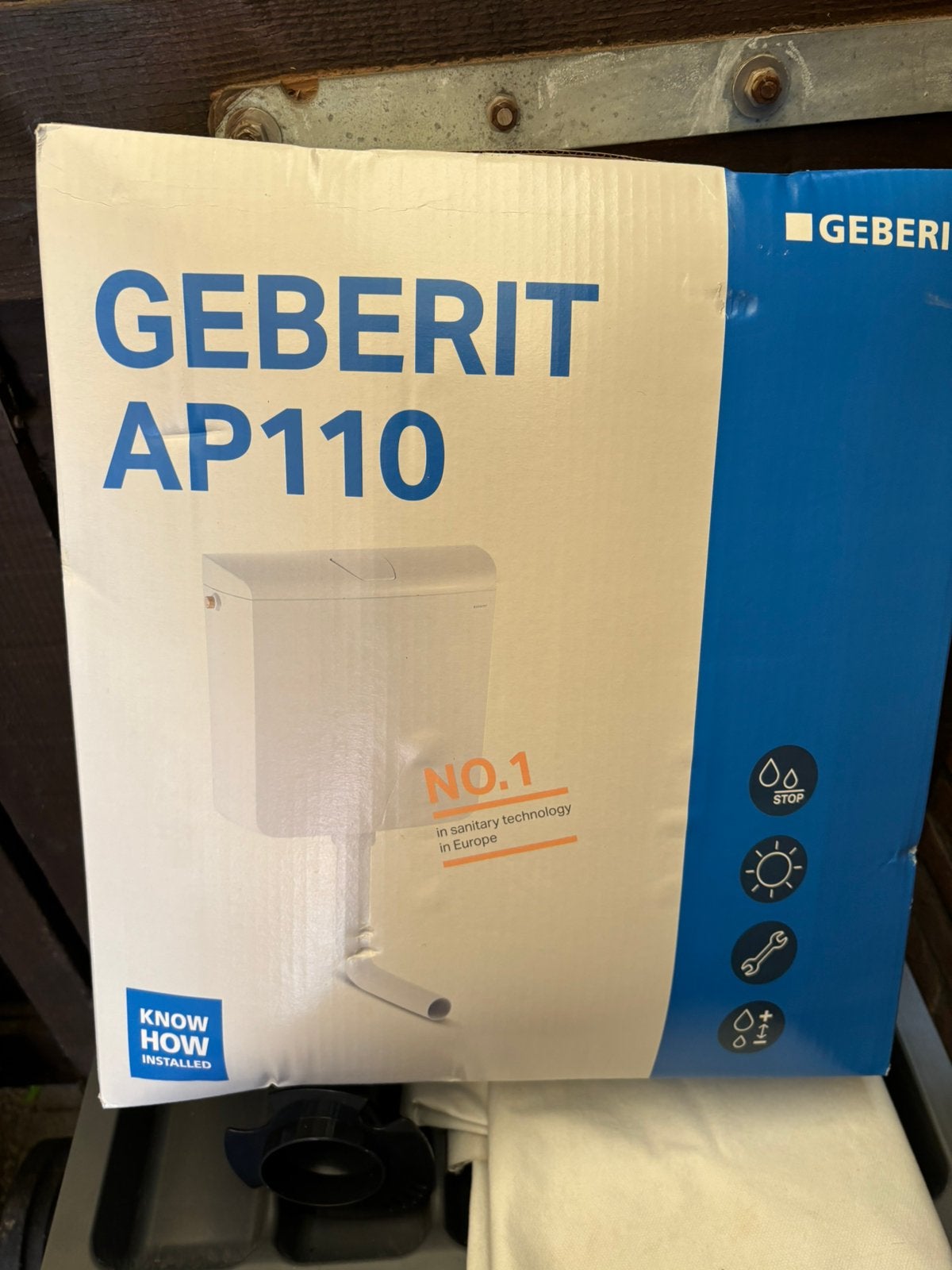 Geberit, Ophalen, Boiler, Minder dan 20 liter, Minder dan 3 jaar oud
