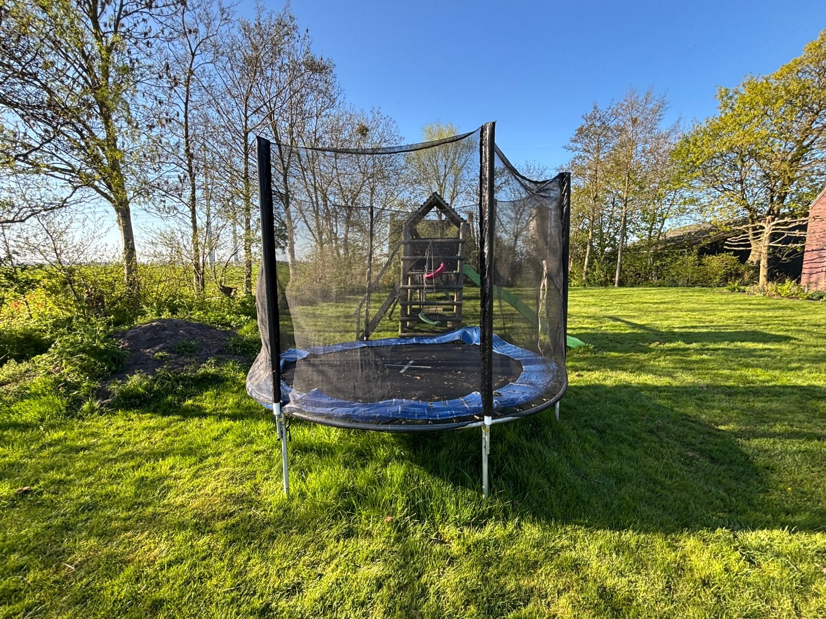 Trampoline, Ophalen, Gebruikt
