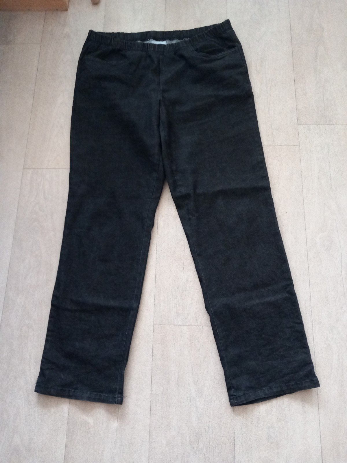 zwarte stretch spijkerbroek van Zhenzi maat M /46, Zhenzi, Verzenden, Zwart, Overige jeansmaten