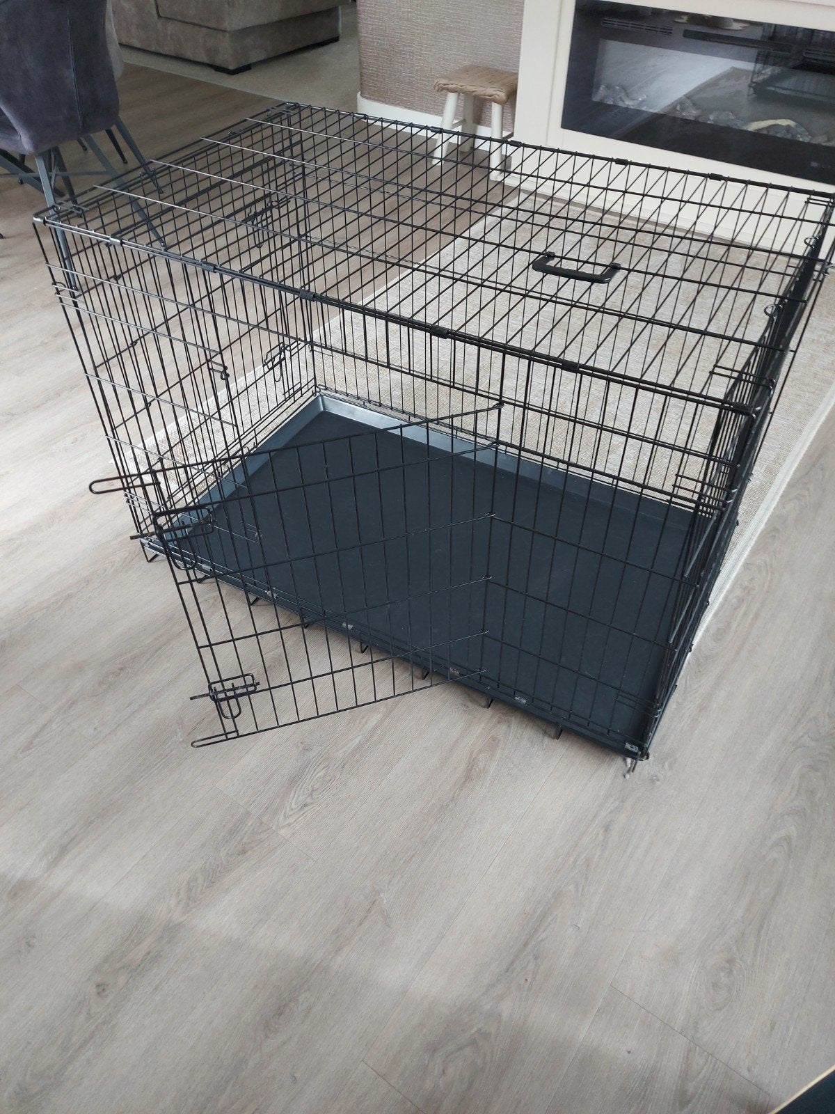 Honden bench groot 1.20 cm, Dieren en Toebehoren, Ophalen of Verzenden, Zo goed als nieuw