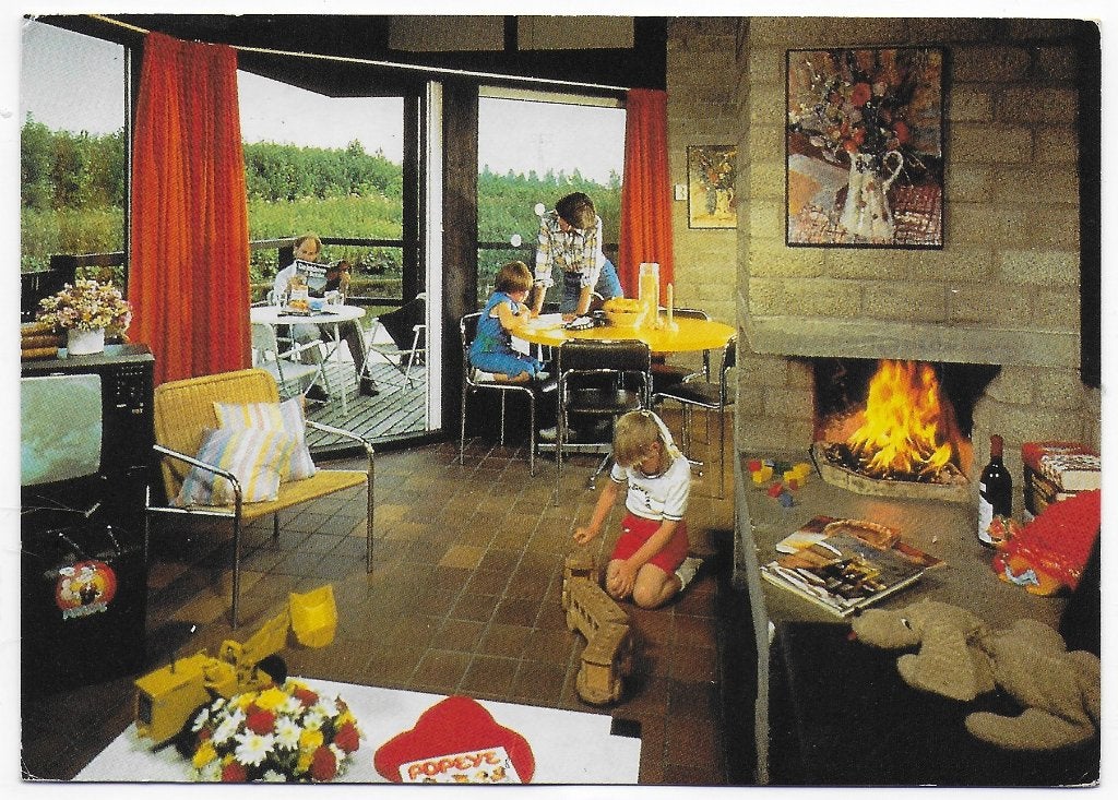 Flevoland Bungalowpark De Eemhof Gelopen Ansichtkaart (B7804, Ophalen of Verzenden, 1980 tot heden, Gelopen