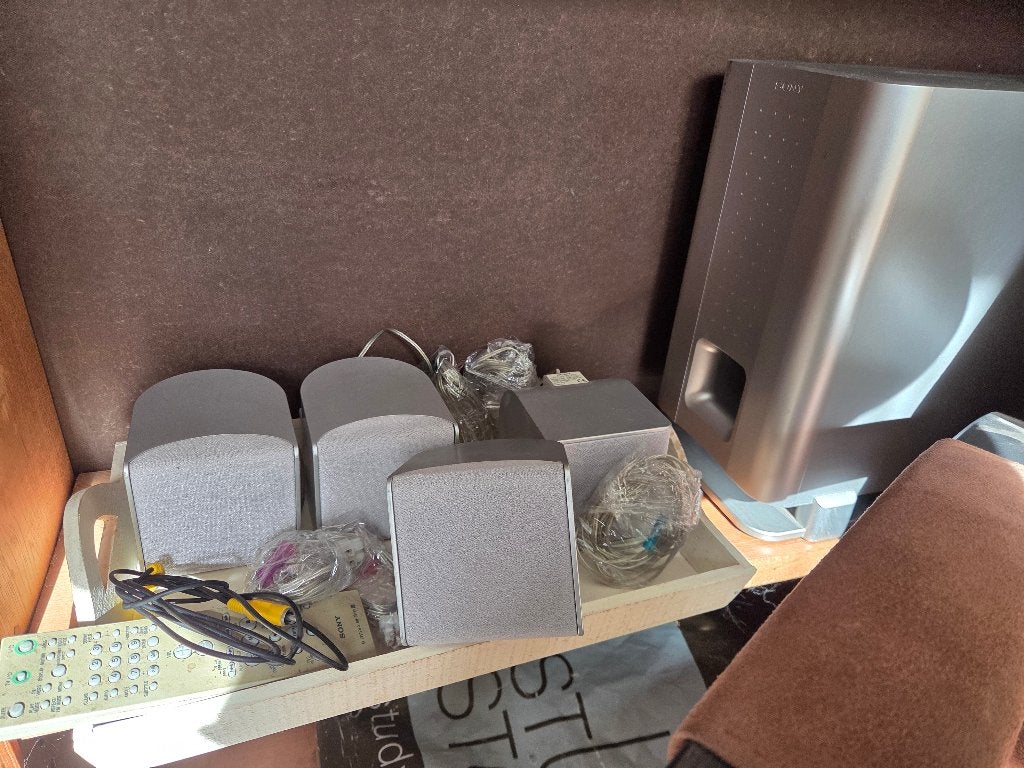 Sony Home Cinema Luidsprekerset (Subwoofer + 4 Speakers), Gebruikt, 70 watt of meer, Ophalen of Verzenden, 5.1-systeem