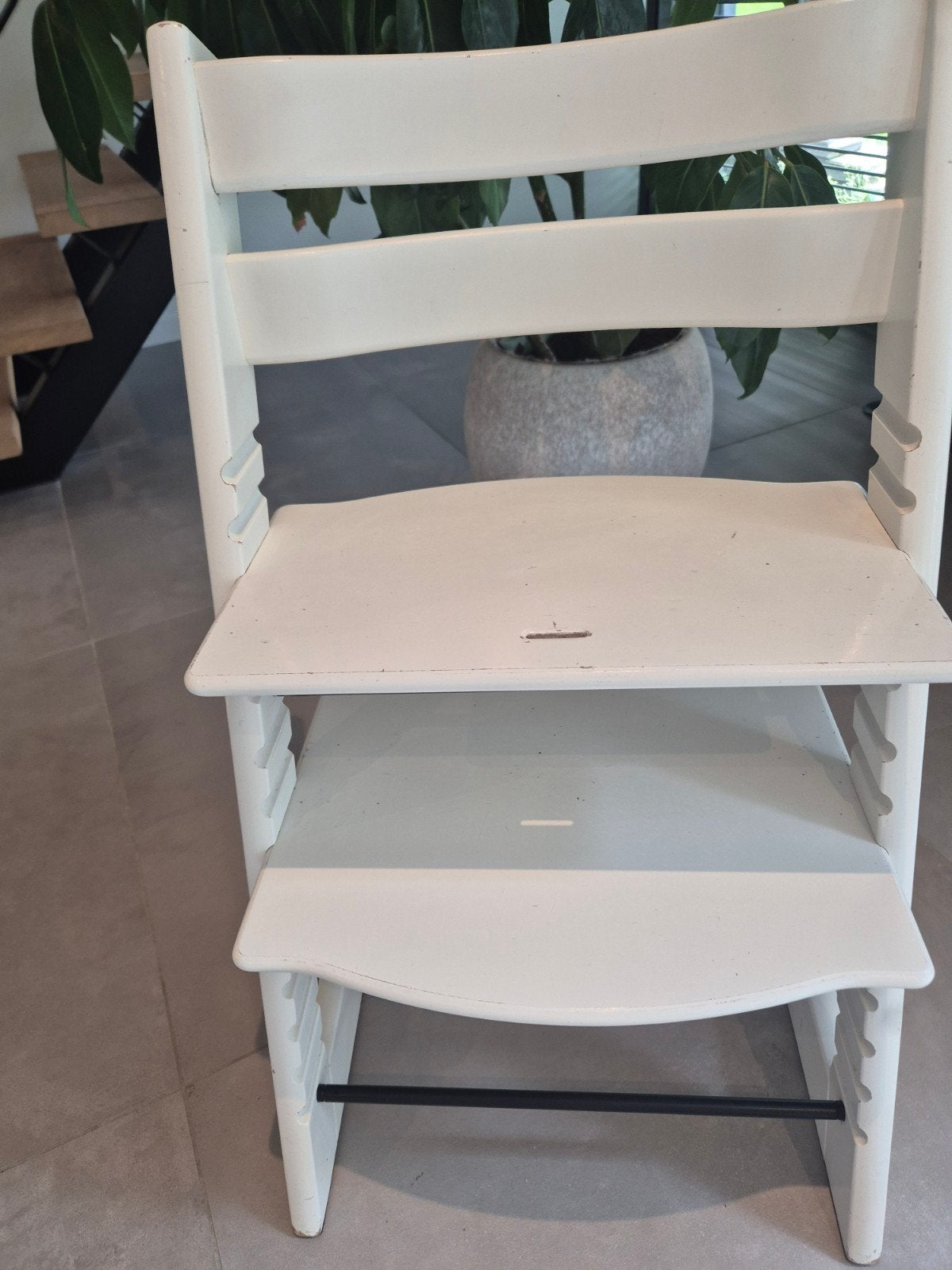 Stokke kinderstoel wit tripp trapp, Kinderen en Baby's, Ophalen, Gebruikt, Meegroeistoel
