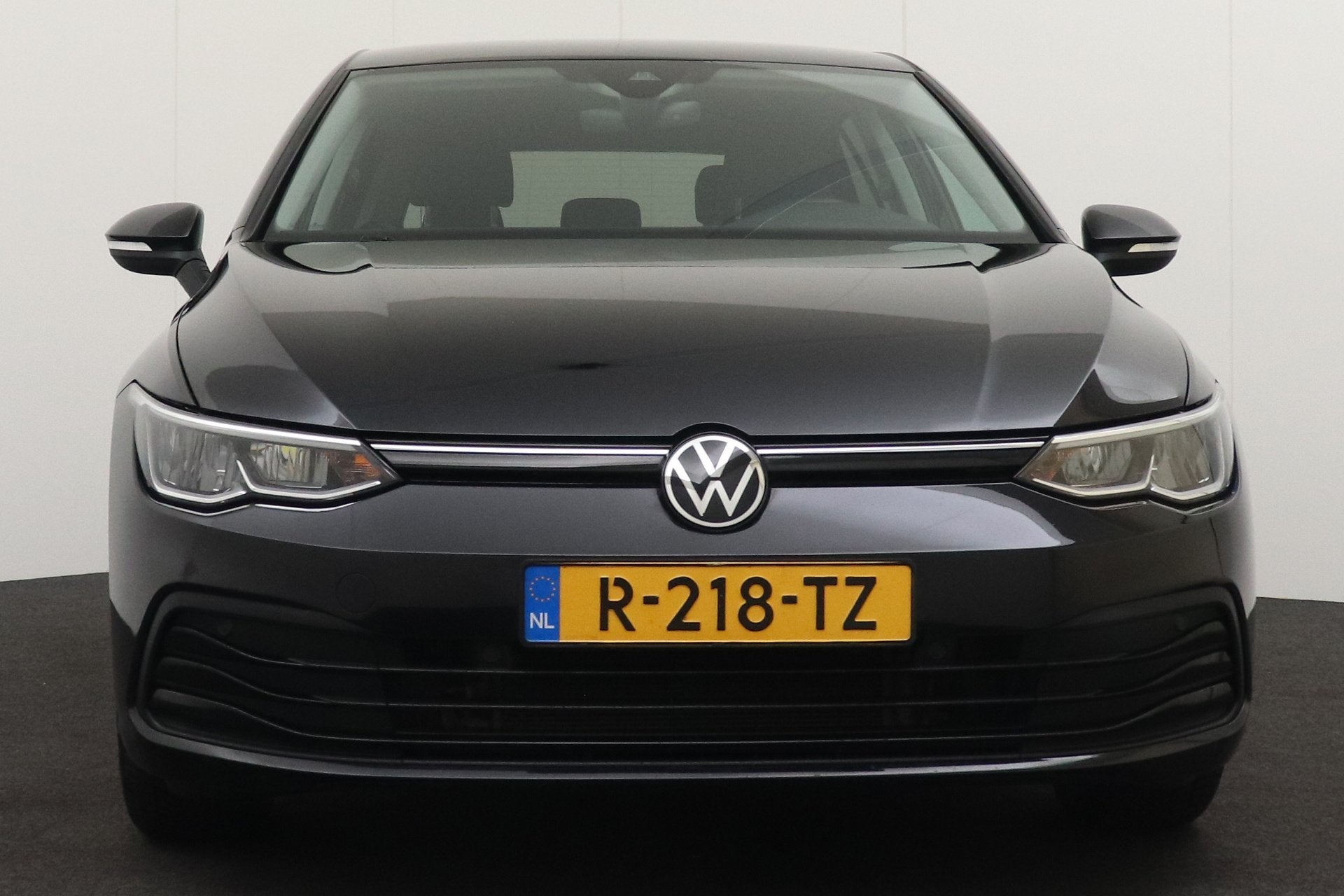 Volkswagen Golf 111 PK Aut. Business Carplay Adapt.Cruise Pa, Auto's, Stof, Gebruikt, Zwart, 1202 kg
