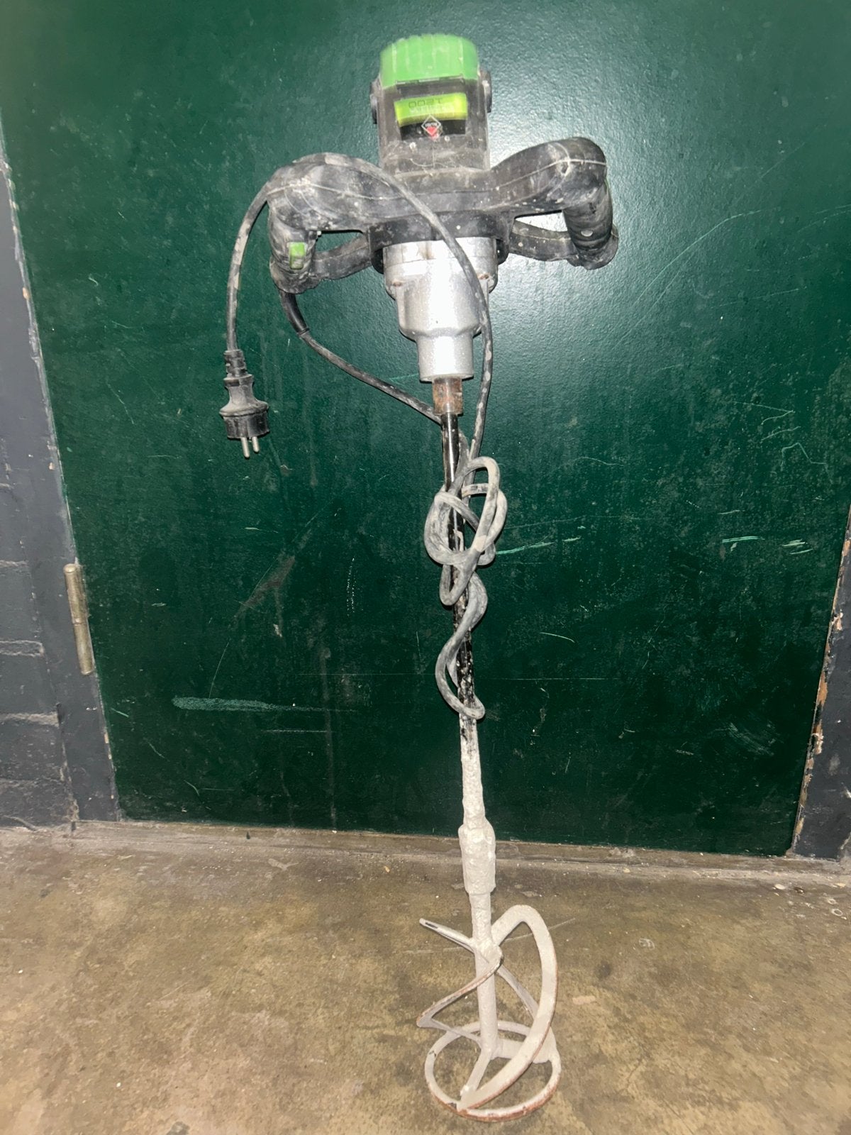Krachtige mengmachine voor verf en mortel, Ophalen, Gebruikt