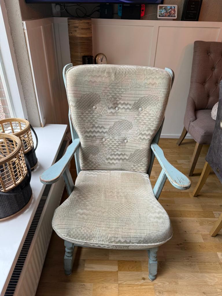 Oerdegelijk houten stoel, Ophalen, Gebruikt, Overige kleuren, Vintage