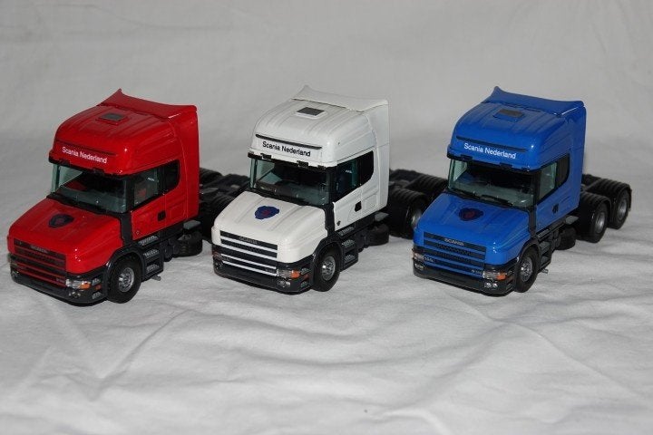 Scania Torpedo rood, wit en blauw, tekno, Ophalen of Verzenden, Zo goed als nieuw, Bus of Vrachtwagen, Tekno