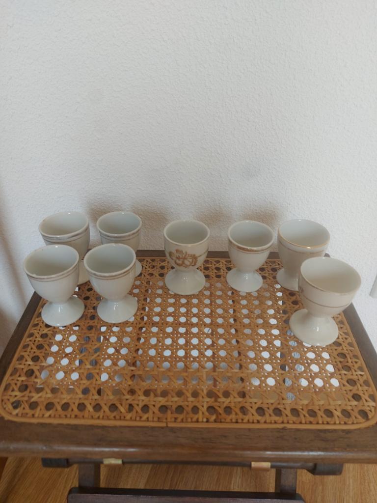 Oude eierdopjes, Ophalen