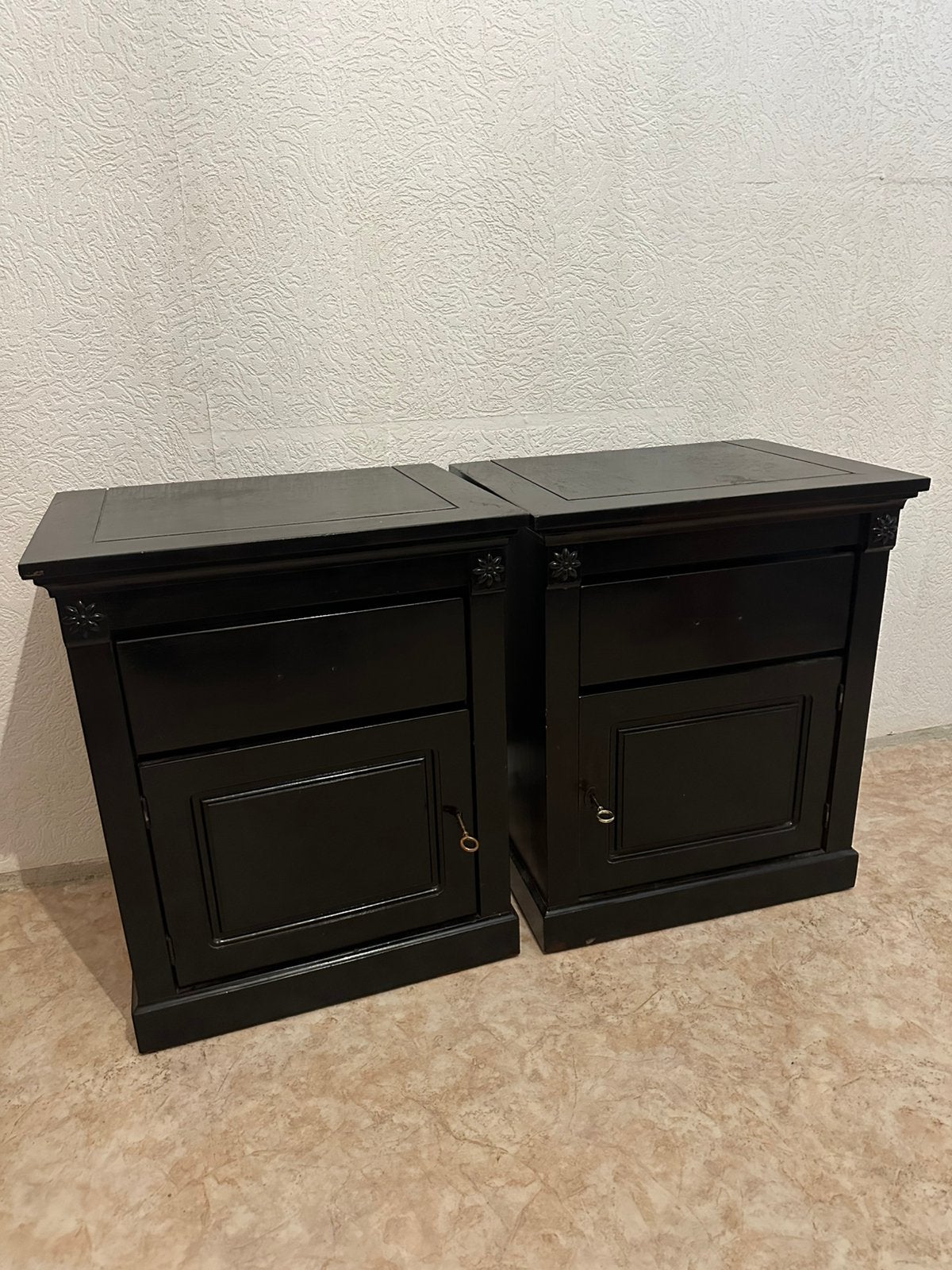 Zwarte nachtkastjes, Ophalen, Gebruikt, Minder dan 45 cm, 55 tot 70 cm