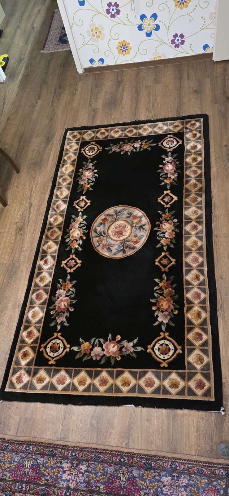 klassiek Chinees  vloerkleed – Zwart omet bloemen 120x220, Ophalen, Zwart, Rechthoekig, 200 cm of meer