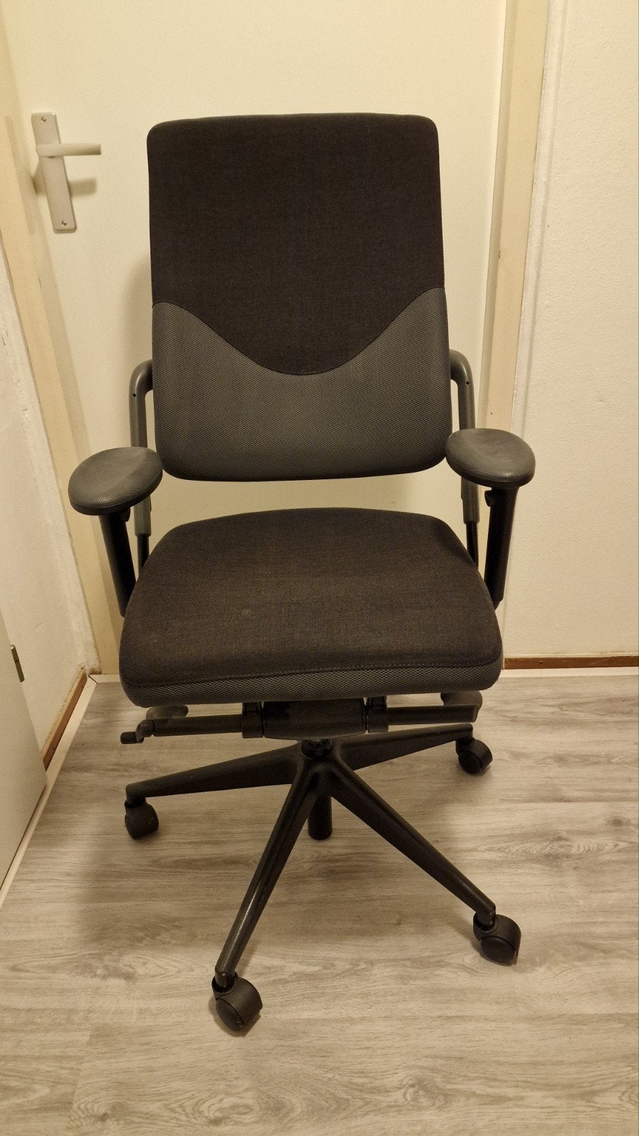 Rohde & Grahl Xenium Bureaustoel - Ergonomisch Zwart, Gebruikt, Zwart, Ophalen of Verzenden, Bureaustoel