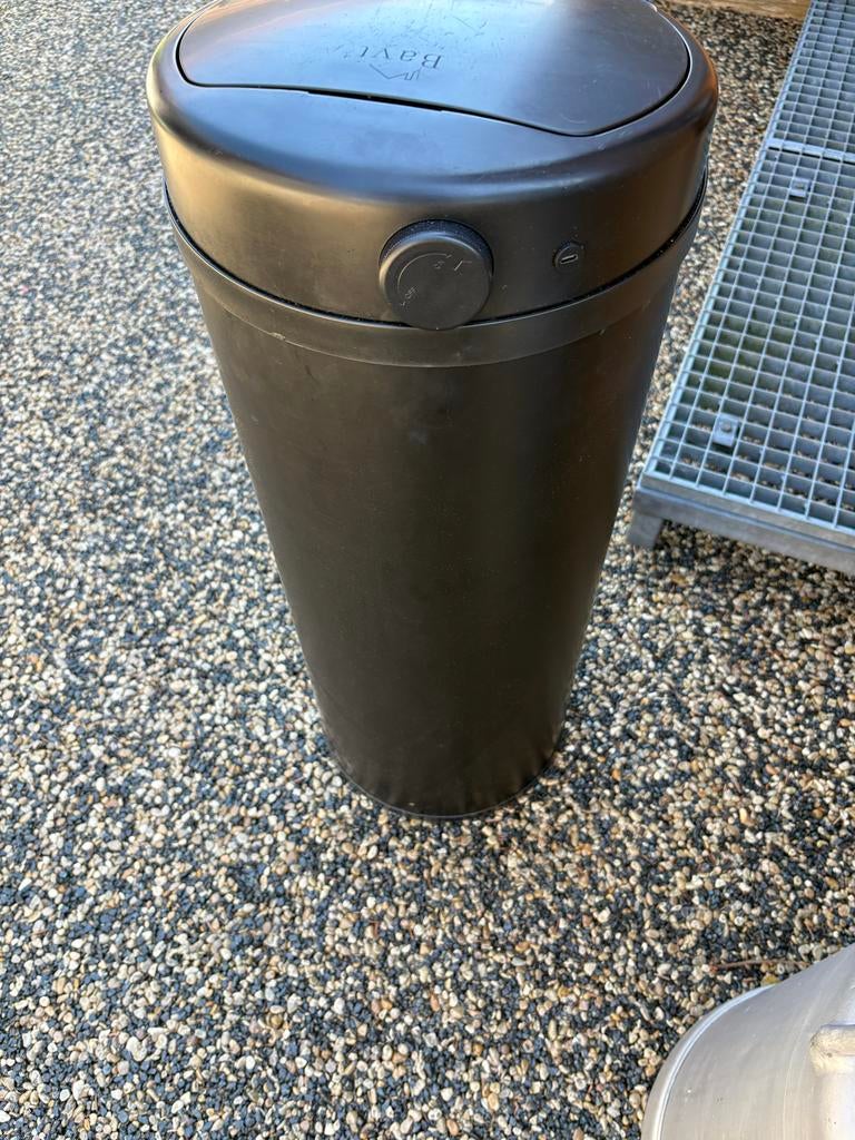 Ronde prullenbak met automatische sensor - Nieuw (lichte sch, Huis en Inrichting, Woonaccessoires | Prullenbakken, 30 tot 40 liter
