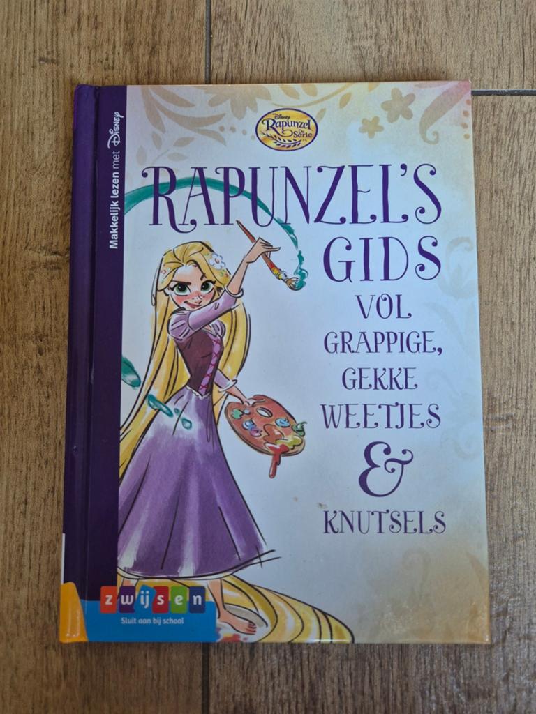 Rapunzel's Gids: Grappige Weetjes & Knutselboek, Boeken, Ophalen of Verzenden, Zo goed als nieuw, Disney, Sprookjes