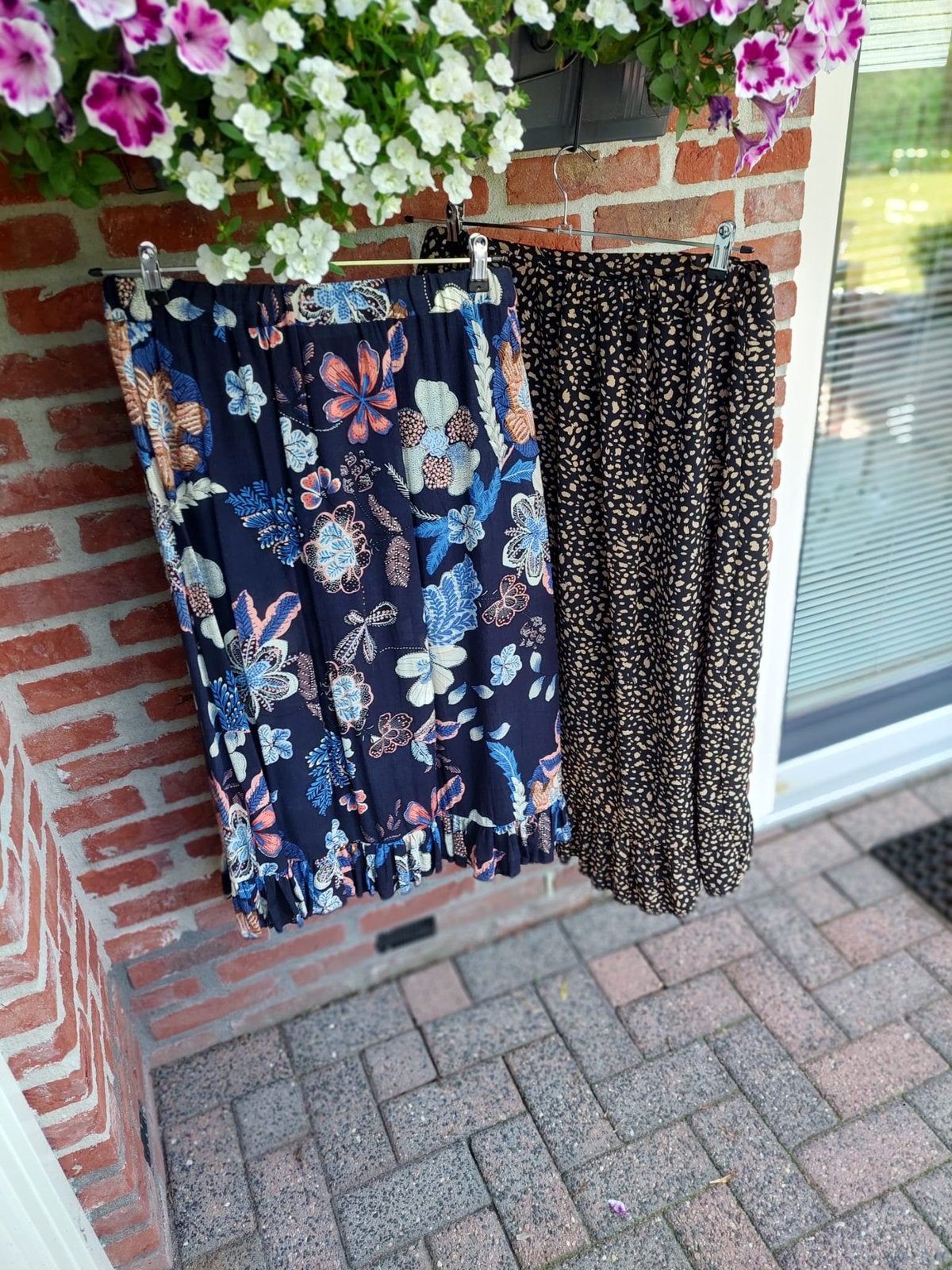 Wikkel rokken maat L/XL 2 stuks, Zwart, Maat 46/48 (XL) of groter, Ophalen of Verzenden, Zo goed als nieuw