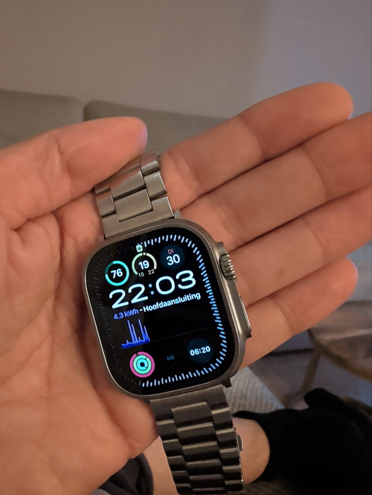 Apple Watch Ultra 2 Natural Titanium nog in zeer goede staat, Ophalen, IOS, Zo goed als nieuw, Waterdicht