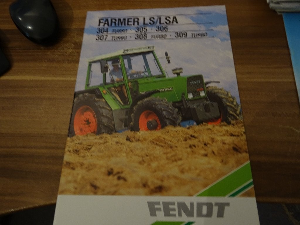 Twee fendt famer LS/LSA 304 TOT 309 TURBO FOLDERS, Ophalen, Zo goed als nieuw, Folder