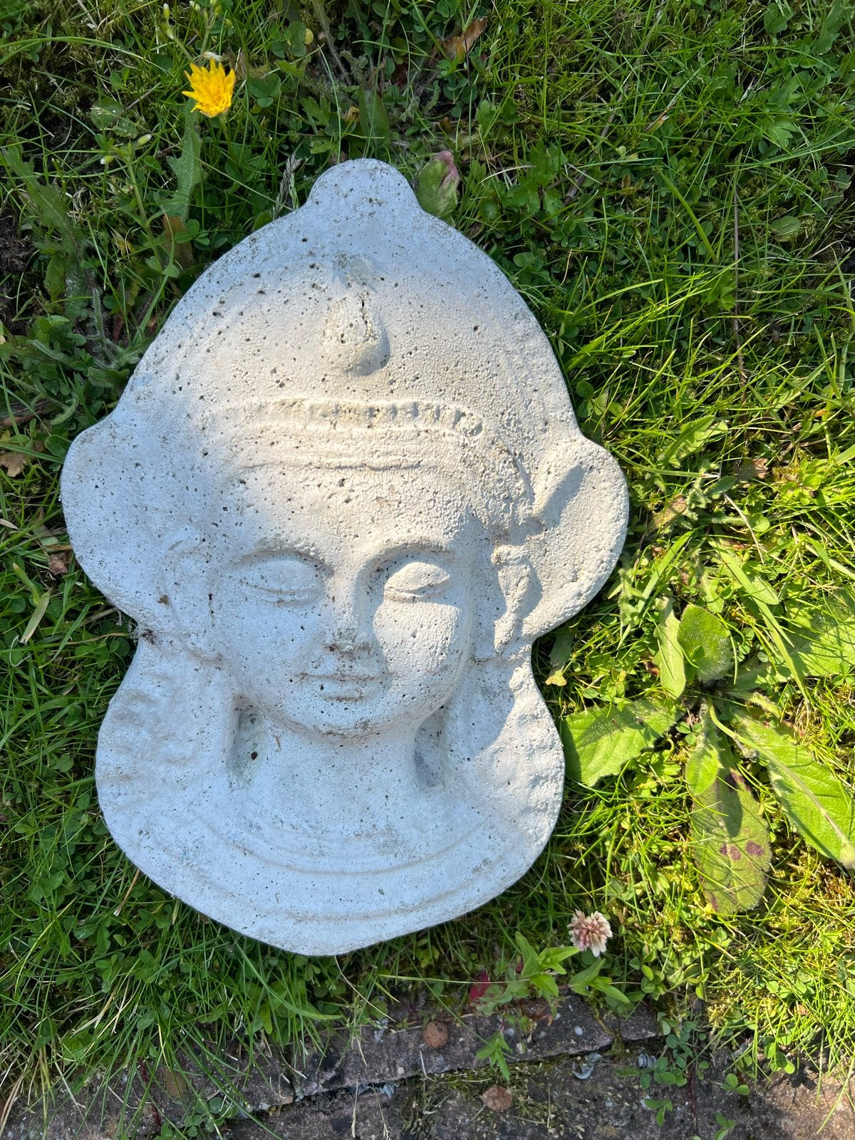 Egyptische Godin Hoofd - 25 cm hoog, Ophalen of Verzenden, Gebruikt, Beton, Overige typen
