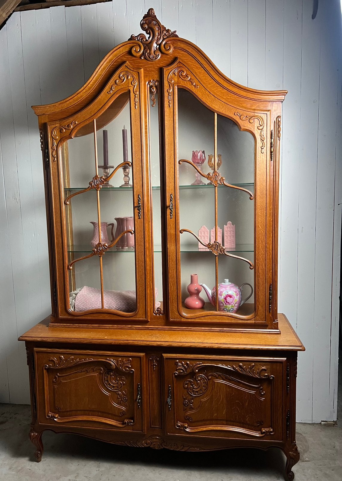 Queen ann barok vitrine kast vintage antiek brocante, Huis en Inrichting, Ophalen, ..., ..., ...