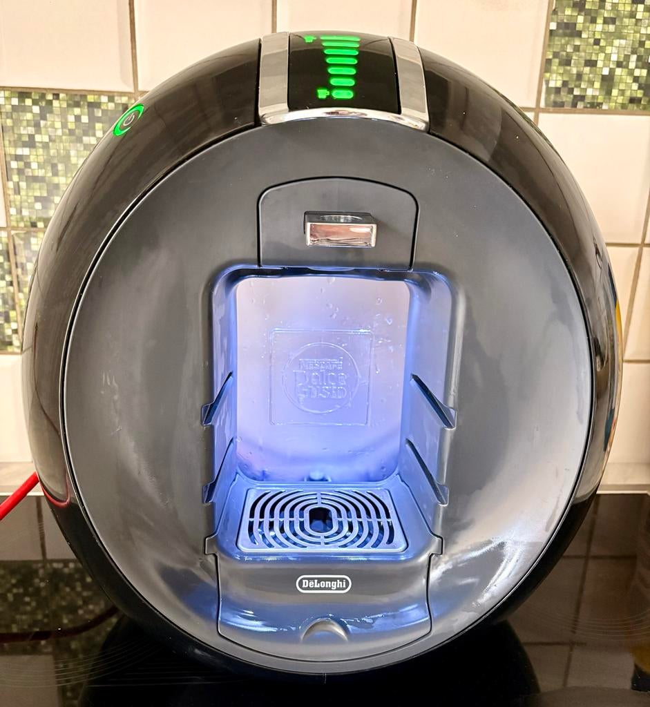 Nescafé Dolce Gusto De'Longhi Koffiemachine, Gebruikt, Koffiemachine, Ophalen of Verzenden, 1 kopje