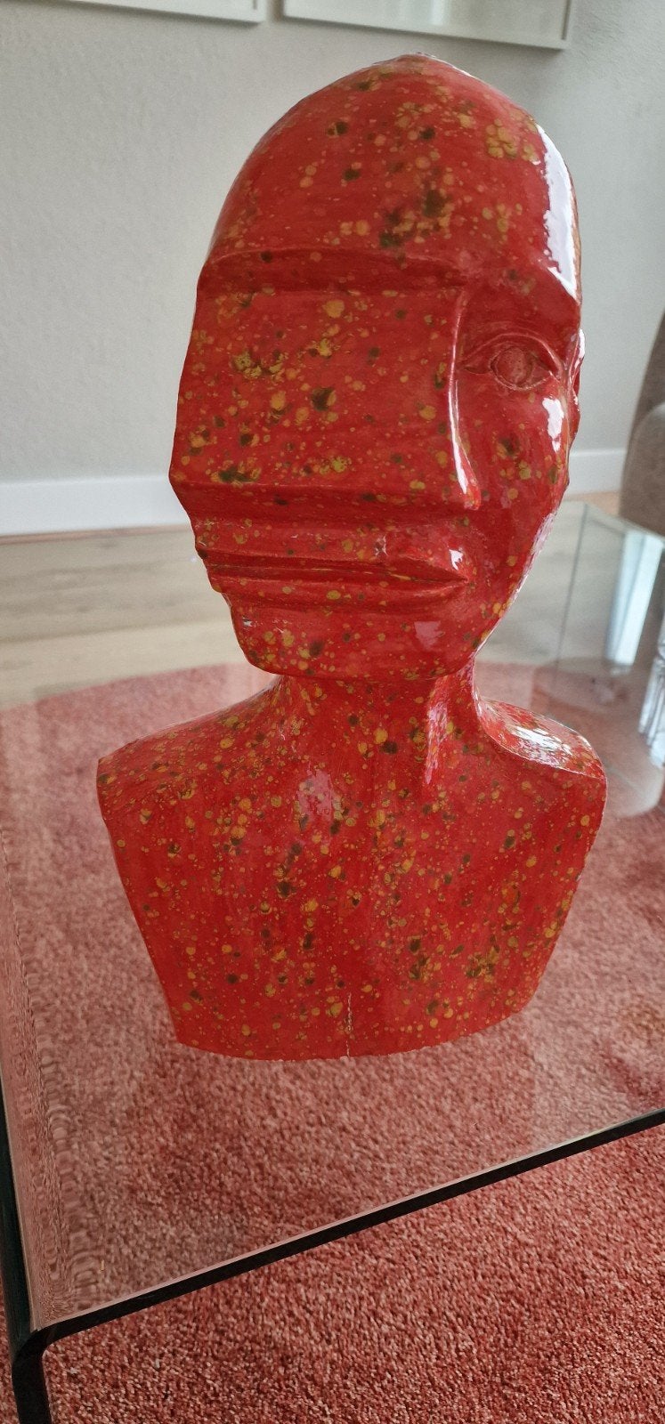 Unieke rode buste met spikkels - Modern kunstwerk, Ophalen, Handgemaakt, 20 - 50 cm, Overige materialen