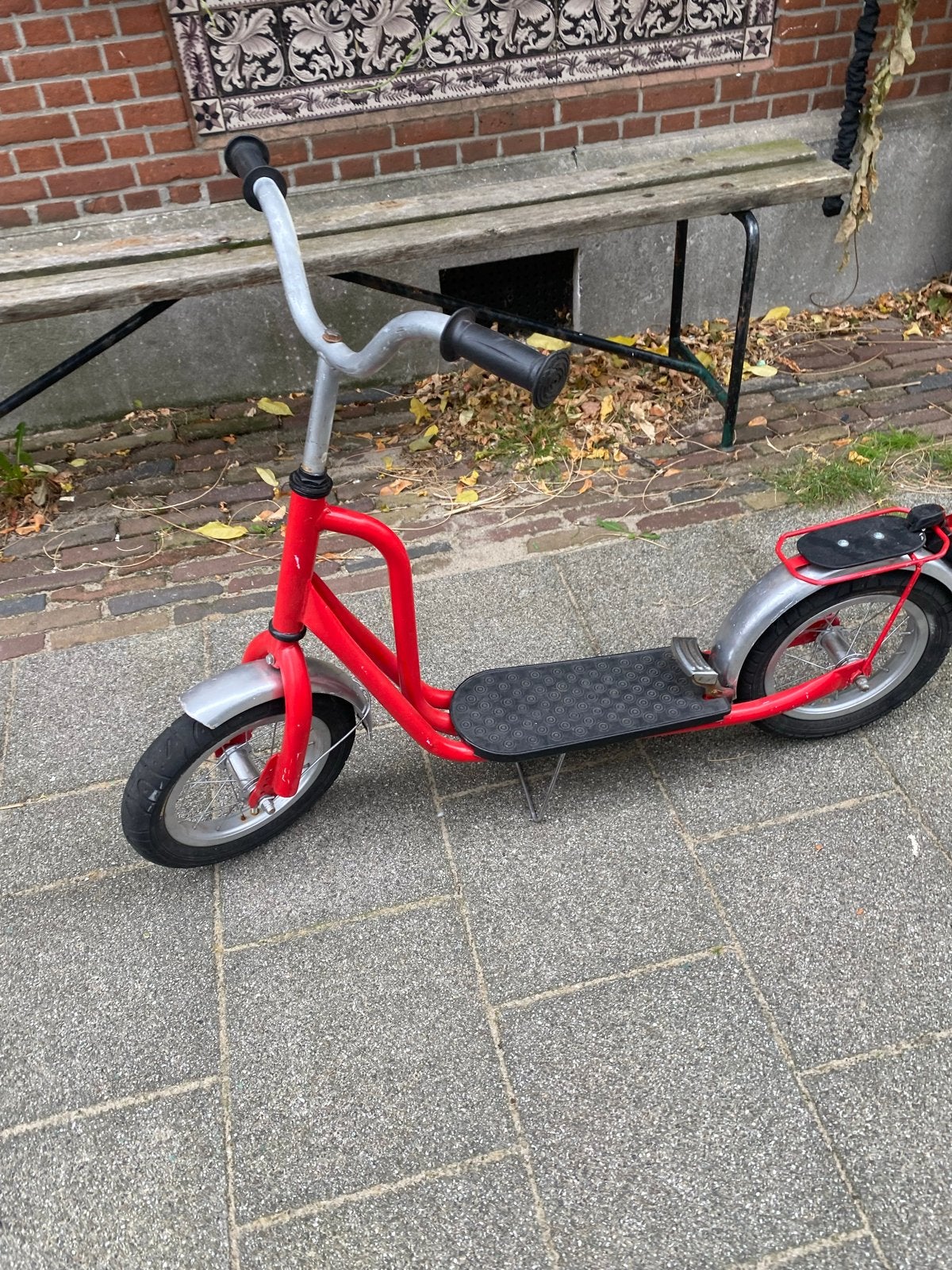 Rode vintage step met zilveren spatborden, Ophalen of Verzenden, Gebruikt, Gewone step