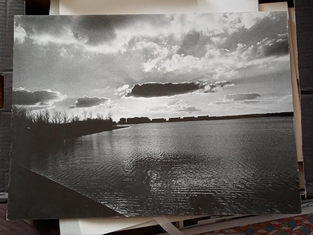 Ton Omloo expositie foto 1972 water met lucht, Ophalen of Verzenden