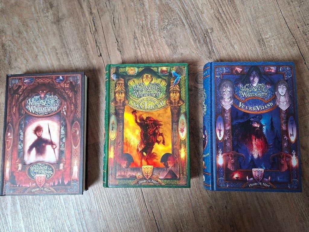 Het Magische Wandtapijt-trilogie, Boeken, Ophalen of Verzenden, Zo goed als nieuw, Henry H. Neff