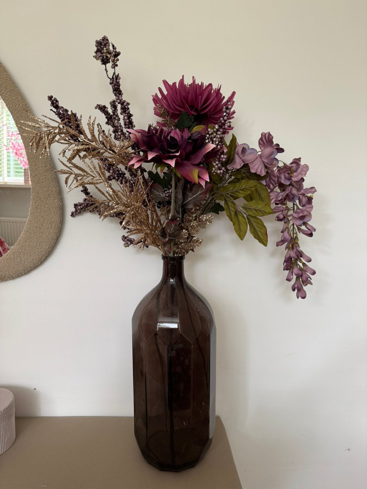 Mooie vaas met zijde bloemen boeket, Ophalen of Verzenden, Zo goed als nieuw, Kunstbloem