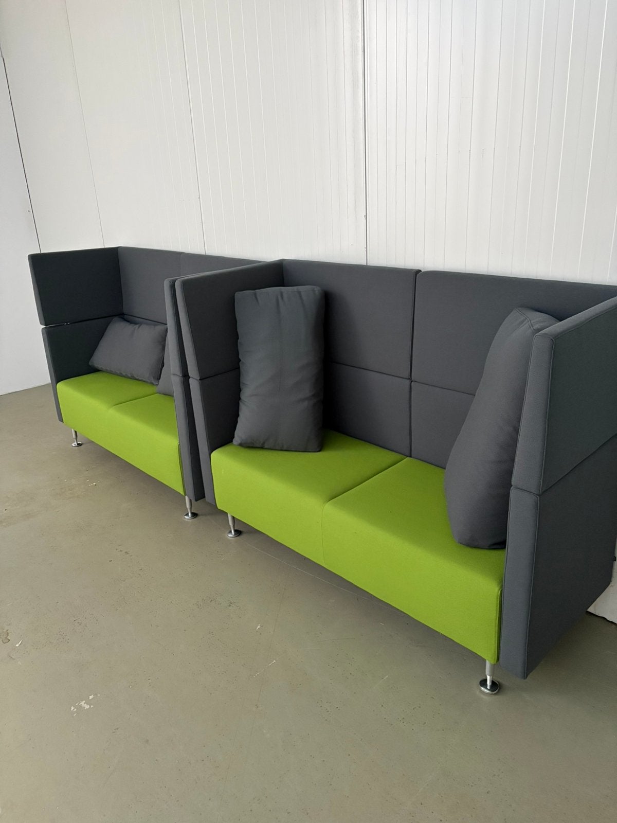 Akoestische loungebank, Ophalen of Verzenden, Zo goed als nieuw, Vierpersoons of meer