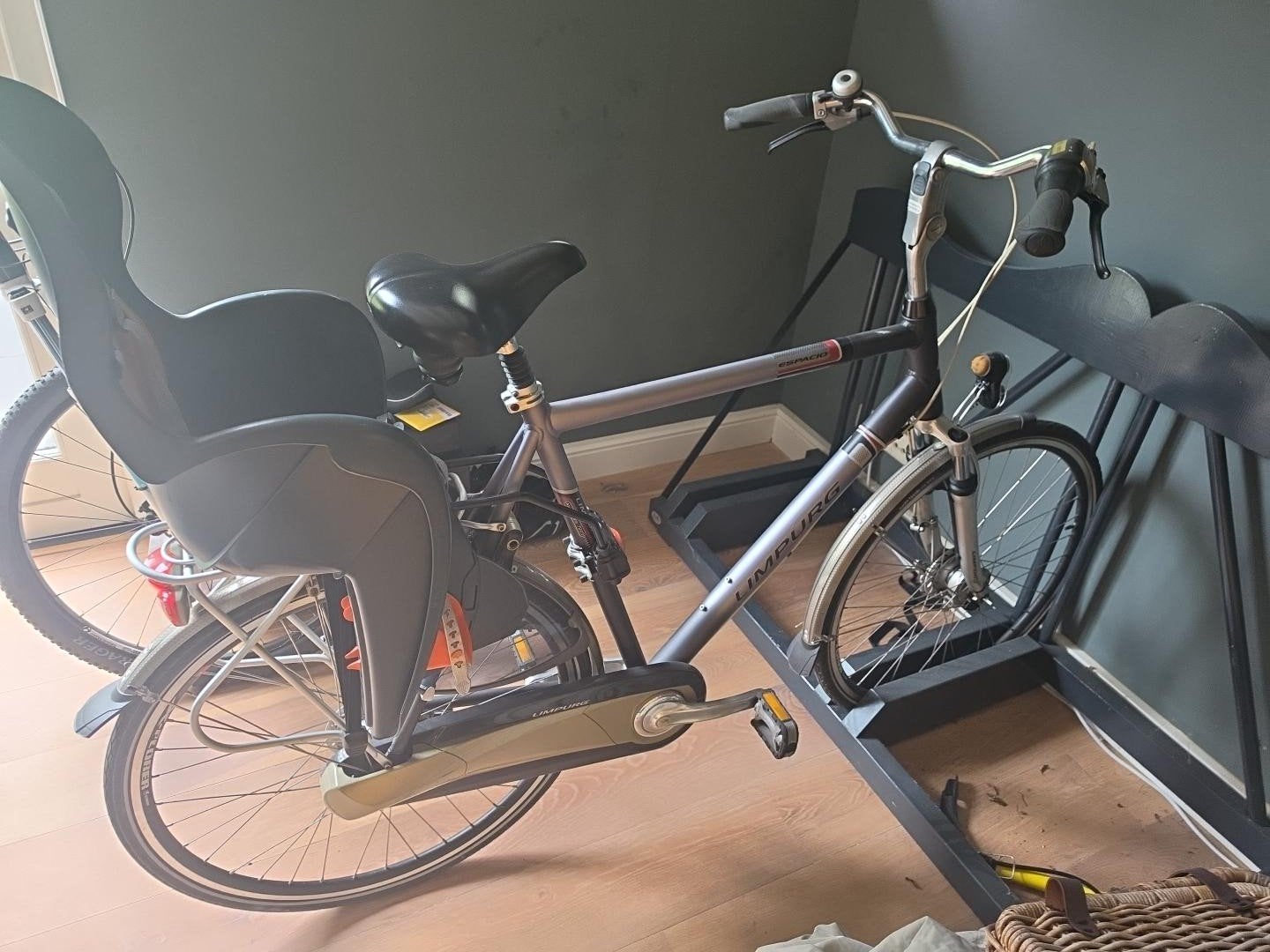 Limburg Espace fiets met kinderstoel - Gebruikt, Fietsen en Brommers, Ophalen, Gebruikt, Overige merken
