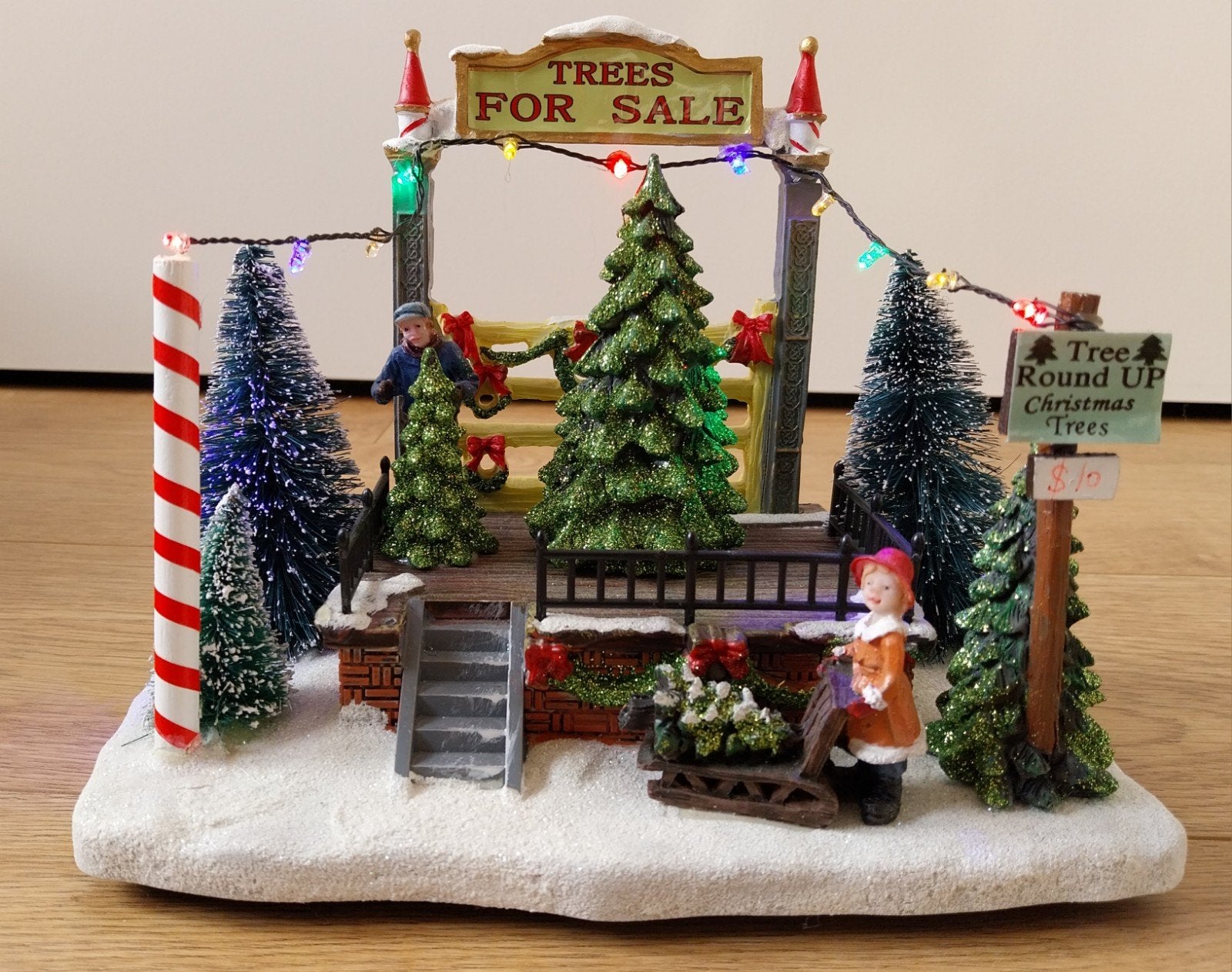 Kersthuisje, kerstbomen verkoop, Ophalen