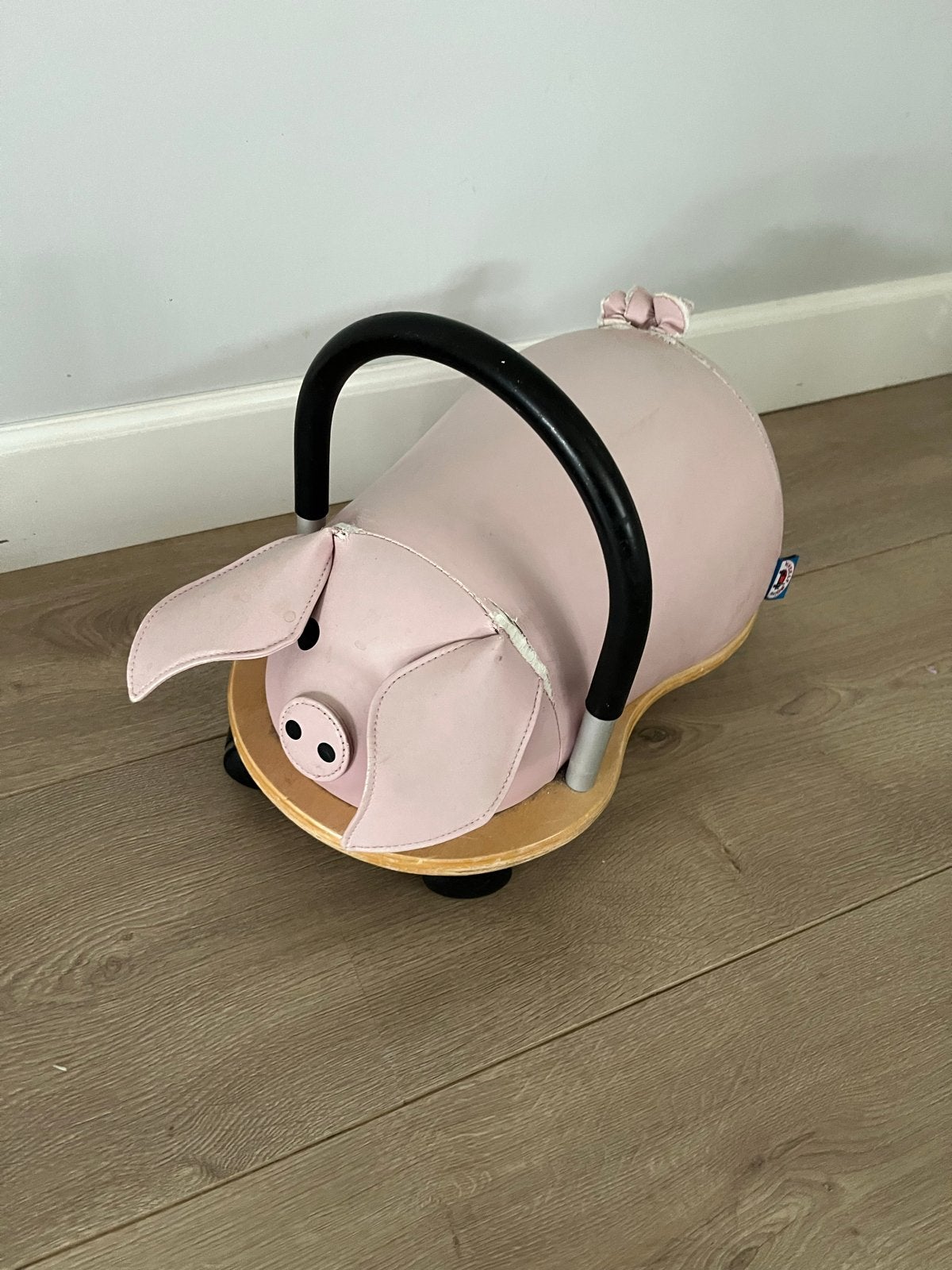 Roze varkentje loopauto met wieltjes, Ophalen of Verzenden, Zo goed als nieuw, Auto, Met wieltjes