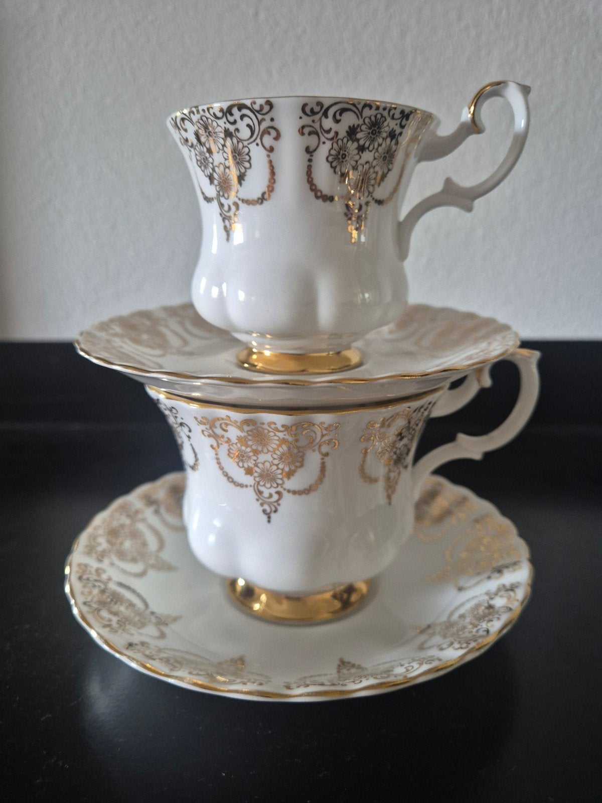 Royal albert nonamed porselein, Verzamelen, Porselein, Kristal en Bestek, Ophalen of Verzenden, Zo goed als nieuw, Porselein, Kop en/of schotel