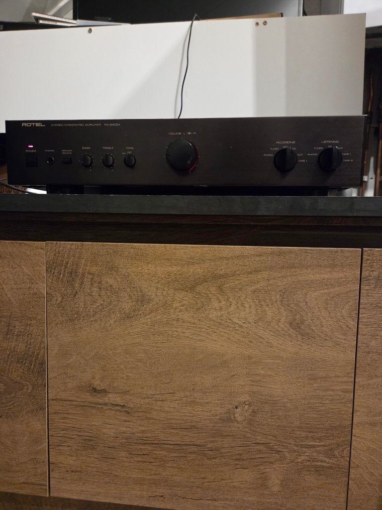 Rotel RA-940BX Stereo Integrated Amplifier, Overige merken, Ophalen of Verzenden, Zo goed als nieuw, Minder dan 60 watt