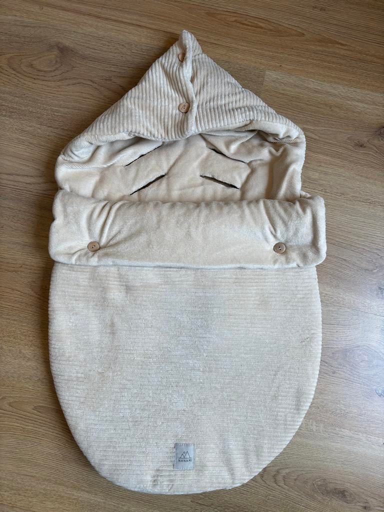 Nanami Baby Voetenzak - Crème Ribfluweel, Ophalen, Gebruikt, Minder dan 70 cm, Slaapzak