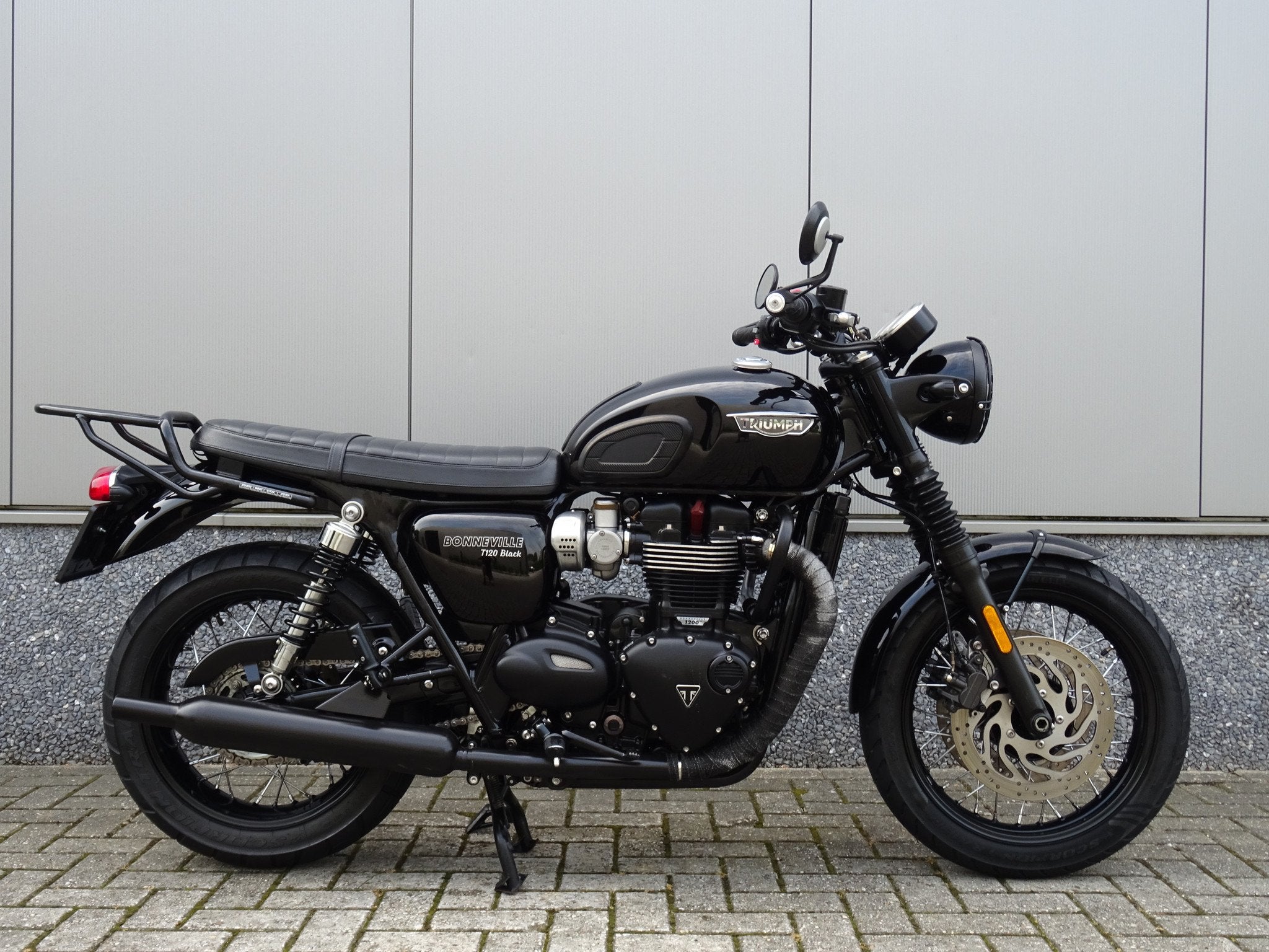 Triumph BONNEVILLE T120 BLACK (bj 2017), Bedrijf, 1200 cc, Naked bike