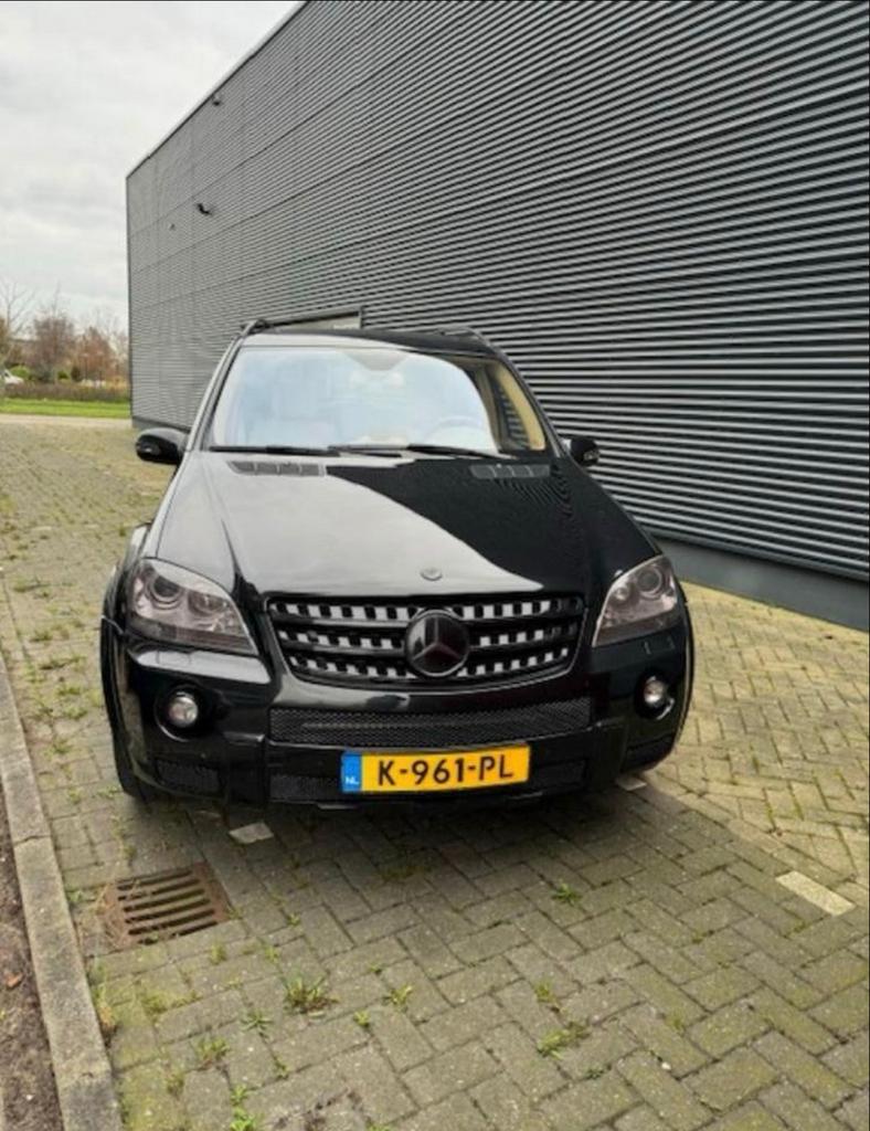 Mercedes-Benz Mercedes 2007 Zwart LEER AMG PAKKET trekhaak, Automaat, Euro 5, Zwart, Leder