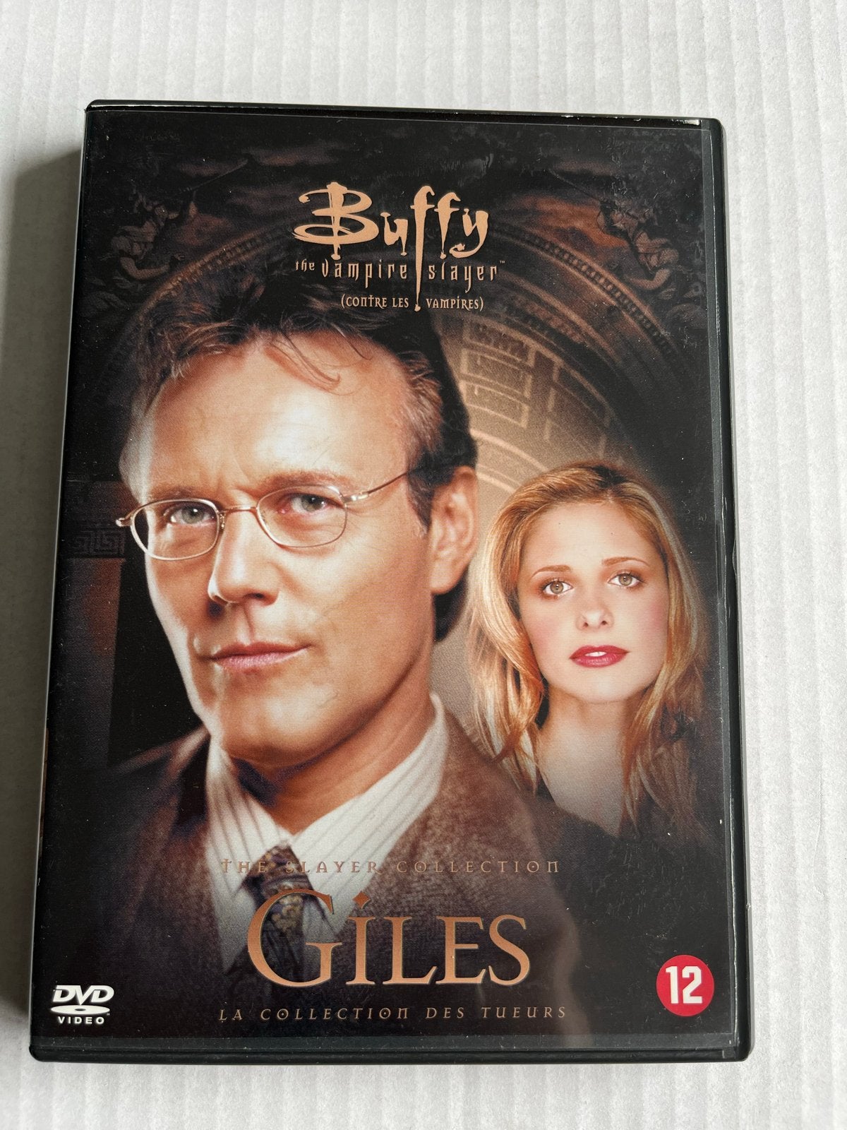 Buffy the Vampire Slayer - Giles DVD, Cd's en Dvd's, Nederlands, Science Fiction en Fantasy, Ophalen of Verzenden, Vanaf 12 jaar