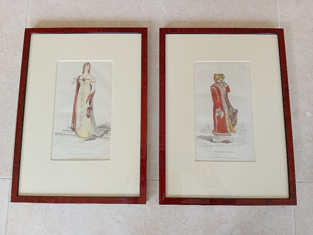 Twee klederdracht prenten, in lijst ~ La Belle Assemblée., Ophalen of Verzenden, Ets