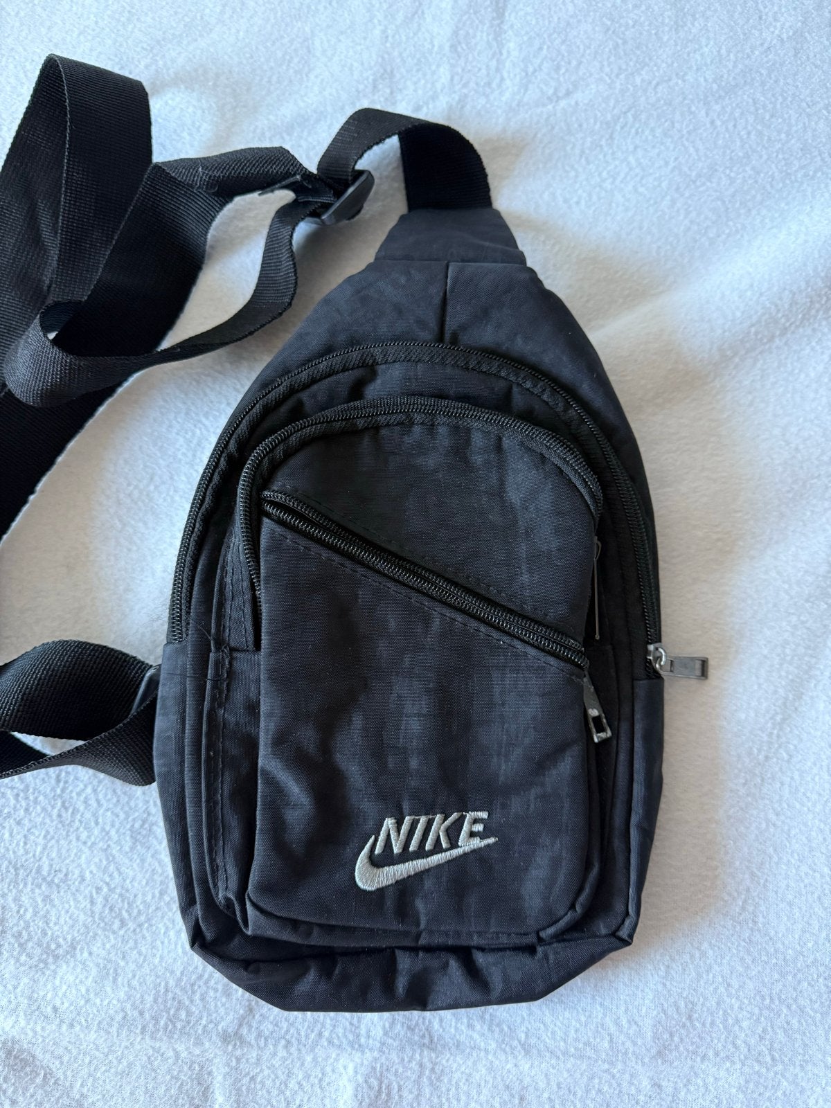 Nike Buiktas Zwart voor Mannen - Handig en Stijlvol, Overige merken, Minder dan 30 cm, Ophalen of Verzenden, Minder dan 25 cm