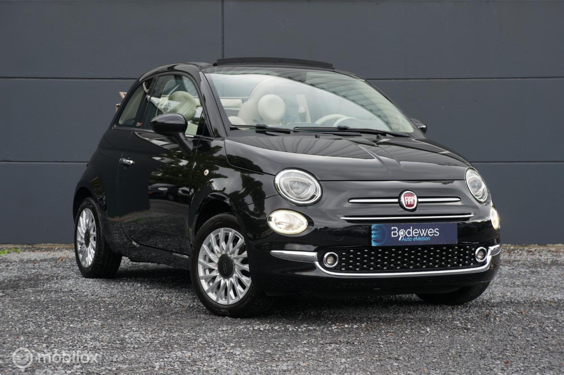 Fiat 500c 1.2 Cabrio Automaat Clima Bluetooth Navi Netjes!, Gebruikt, 4 cilinders, Leder en Stof, Zwart