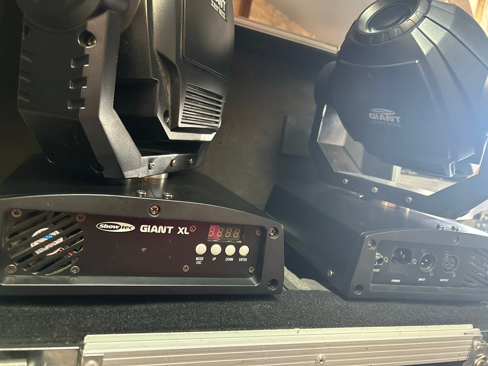 Showtec Giant XL Moving Heads (4 stuks), Ophalen, Gebruikt, Licht, Kleur