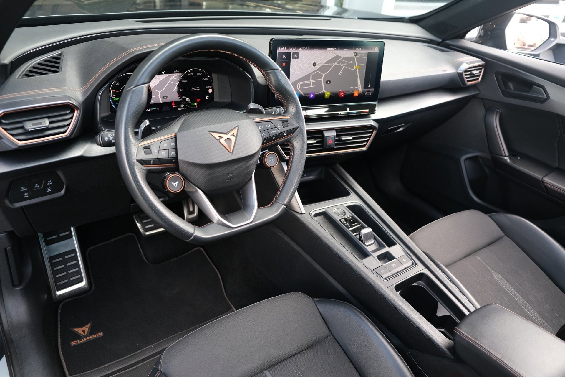 Cupra Formentor 1.4 e-Hybrid VZ 245PK Copper Pano 360Cam Nav, Auto's, Stof, Gebruikt, 4 cilinders, Plug-in hybride