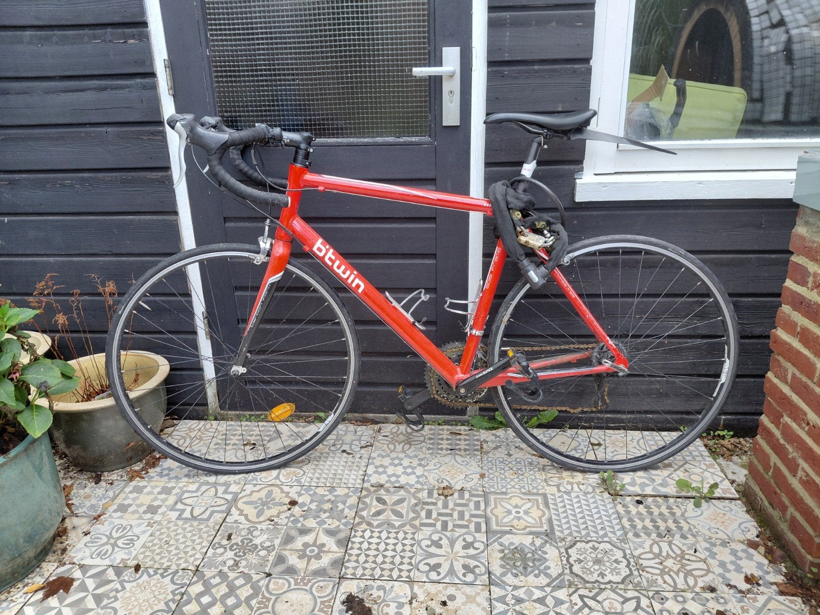 Rode Btwin Triban racefiets, Fietsen en Brommers, Gebruikt, Aluminium, Meer dan 20 versnellingen, Ophalen