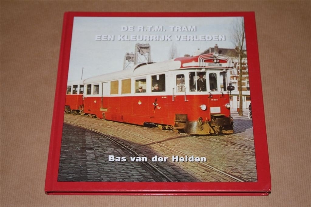 De R.T.M. tram een kleurrijk verleden., Verzenden, Nieuw, Tractor en Landbouw