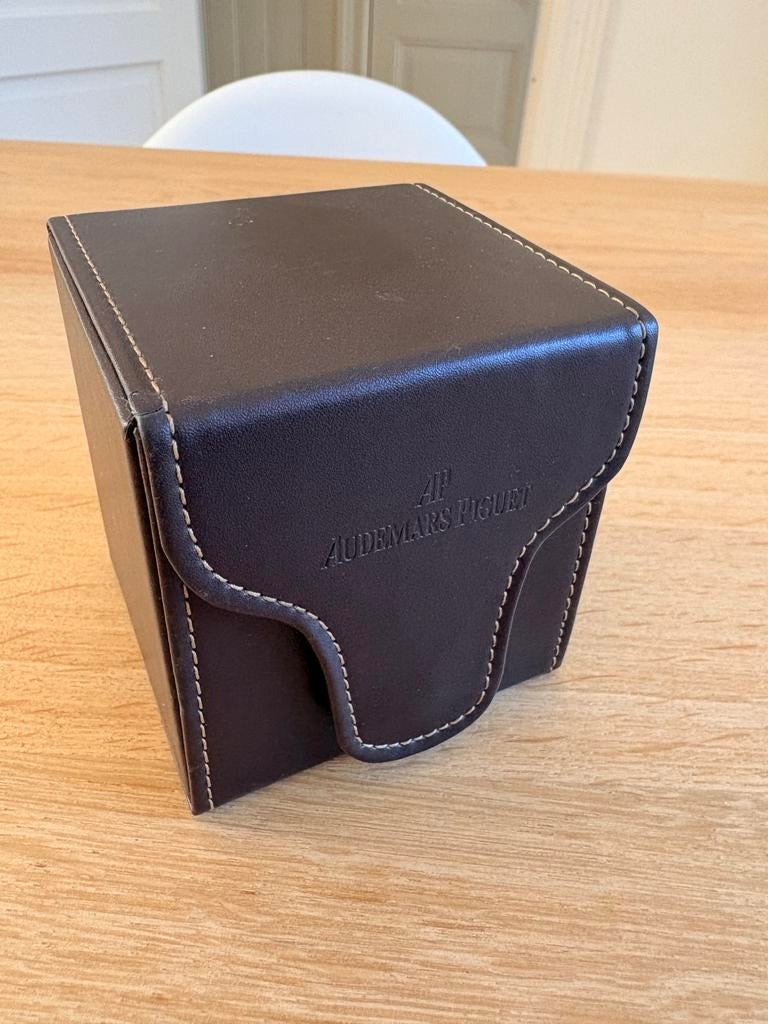 Audemars Piguet Travel Case, Sieraden, Tassen en Uiterlijk, Horloges | Heren, Ophalen of Verzenden, Zo goed als nieuw, Leer, Overige merken