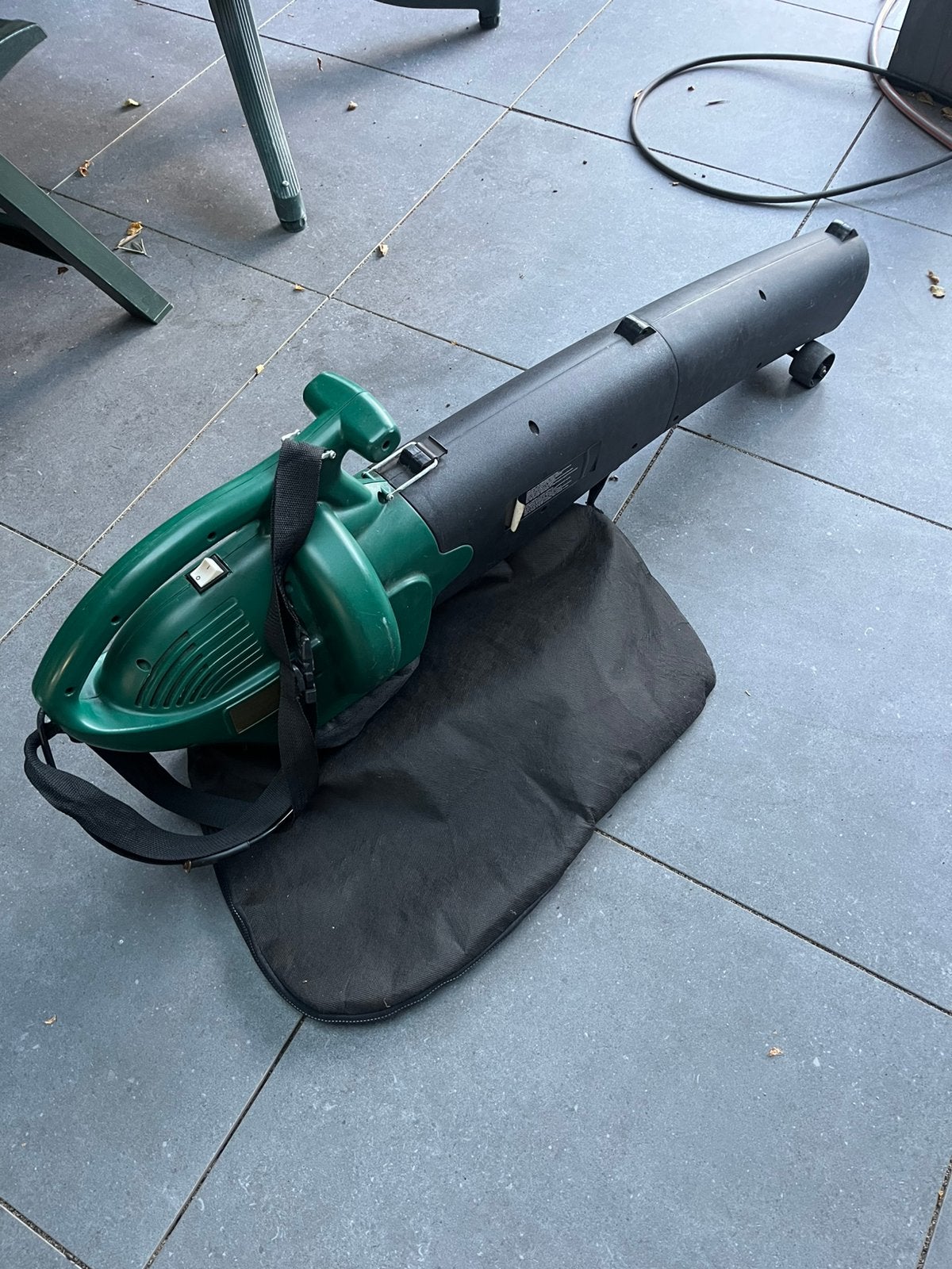 Greenway BR-2400-E elektrische bladblazer / bladzuiger 2400W, Ophalen, Gebruikt, Met opvangzak, Handgedragen