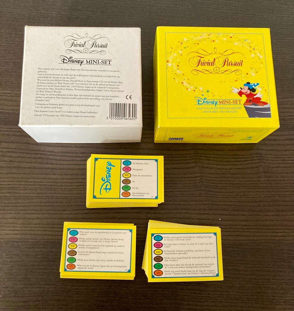 Disney mini-set (250 kaarten). Uitbreiding Trivial Pursuit, Ophalen of Verzenden, Gebruikt
