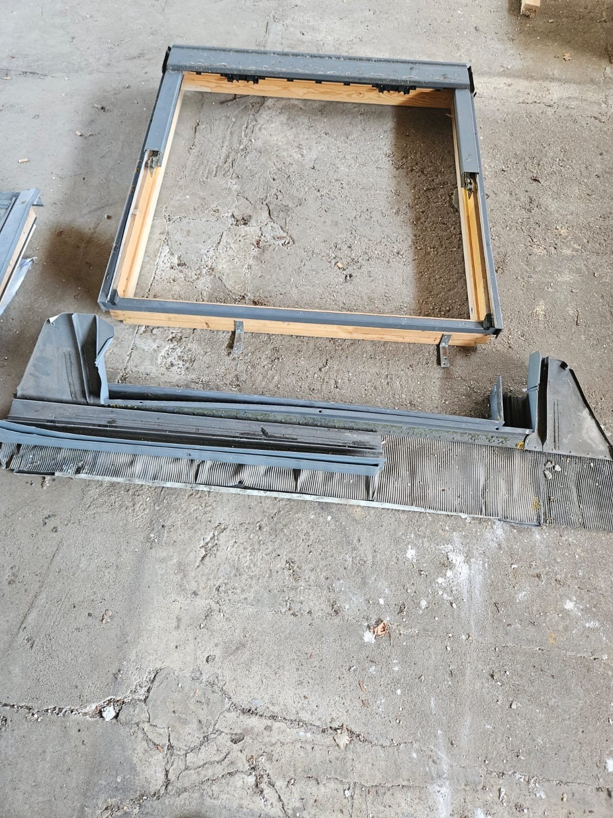 Velux Dakraam/Tuimelvenster., Ophalen, Minder dan 80 cm, Dakraam, 80 tot 120 cm